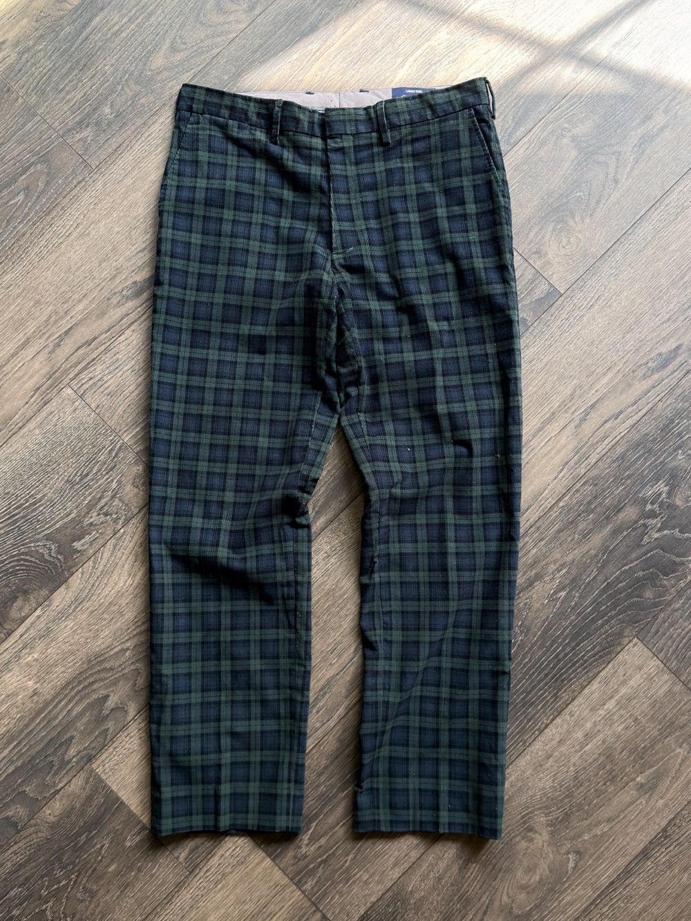 Lands’ End Mens 36 Corduroy Pants Black Watch Plaid Traditional Fit Straight Leg